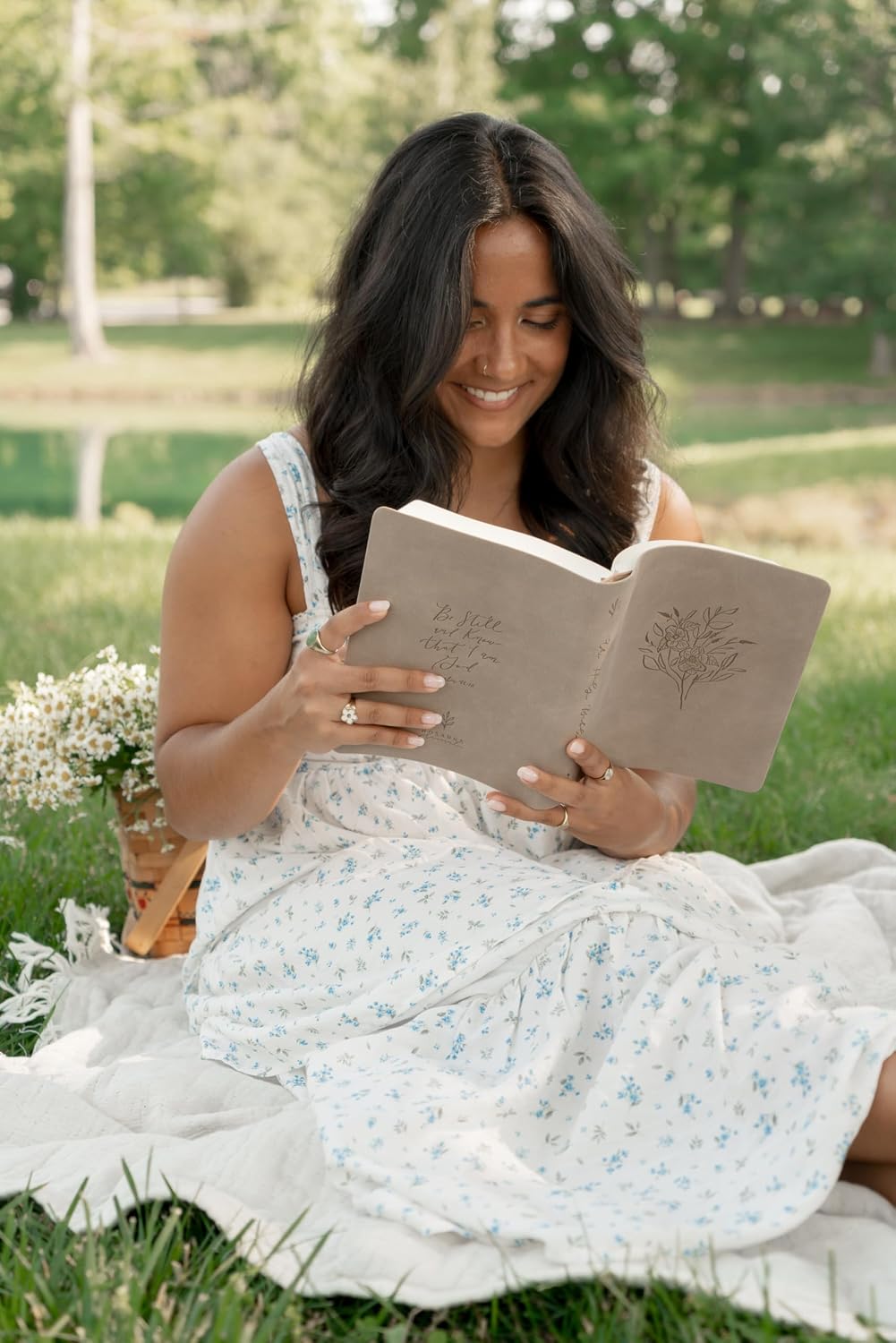 Women's Floral Study Bible